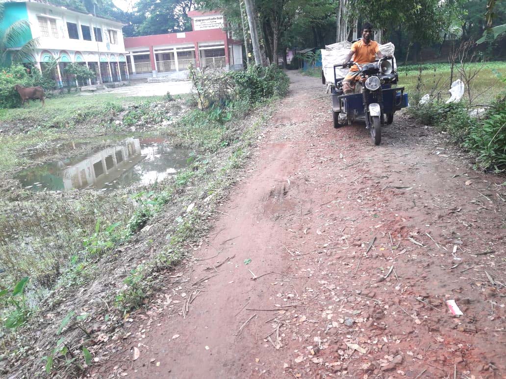 যষোড়া গ্রামের রাস্তার সংস্কার না হওয়ায়,ভোগান্তীতে এলাকাবাসী