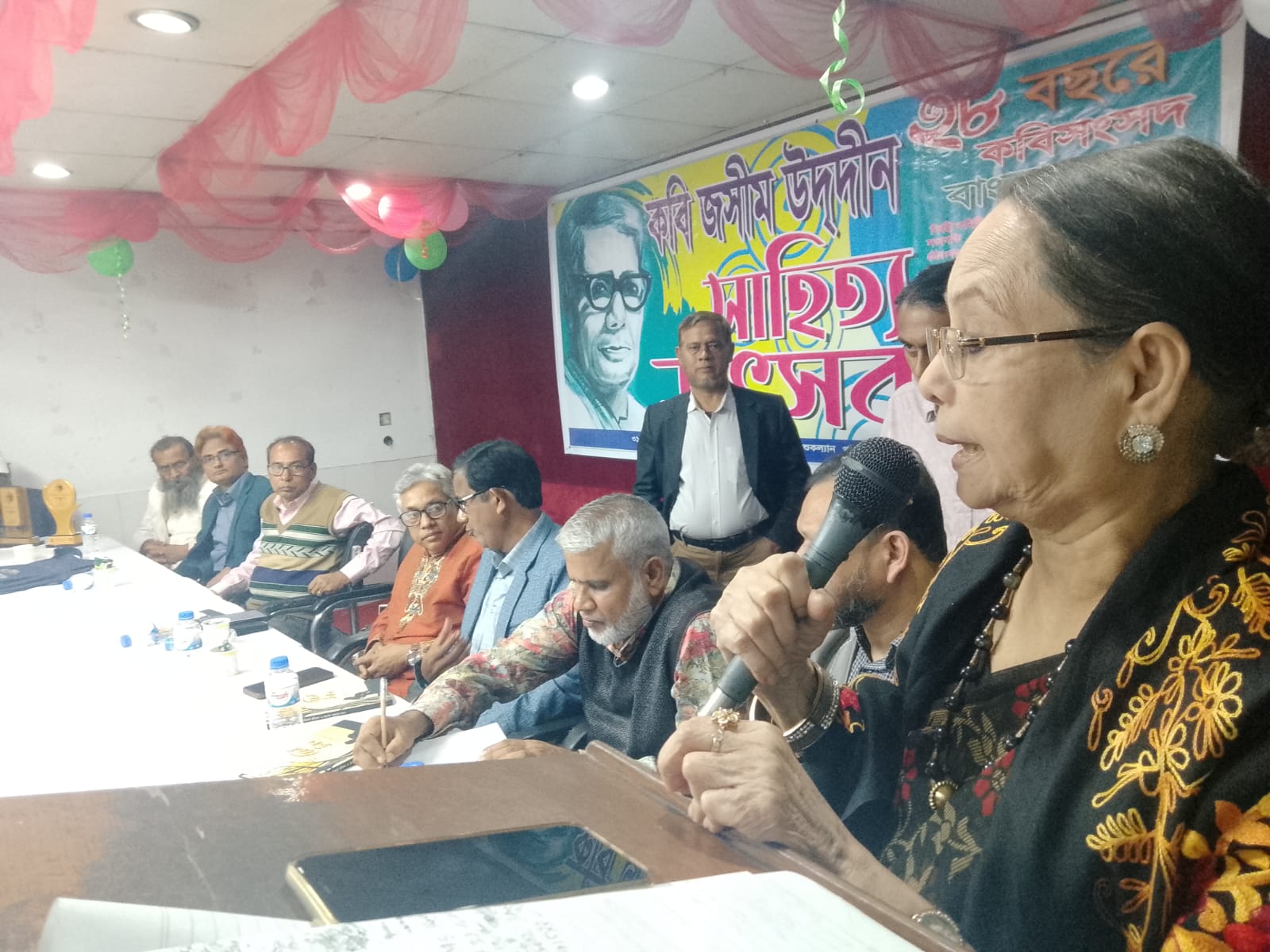 পল্লীকবির জন্মদিন উদ্‌যাপন: ৬ জেলার কবি পেলেন ‘জসীমউদ্দীন কবিতা পুরস্কার’