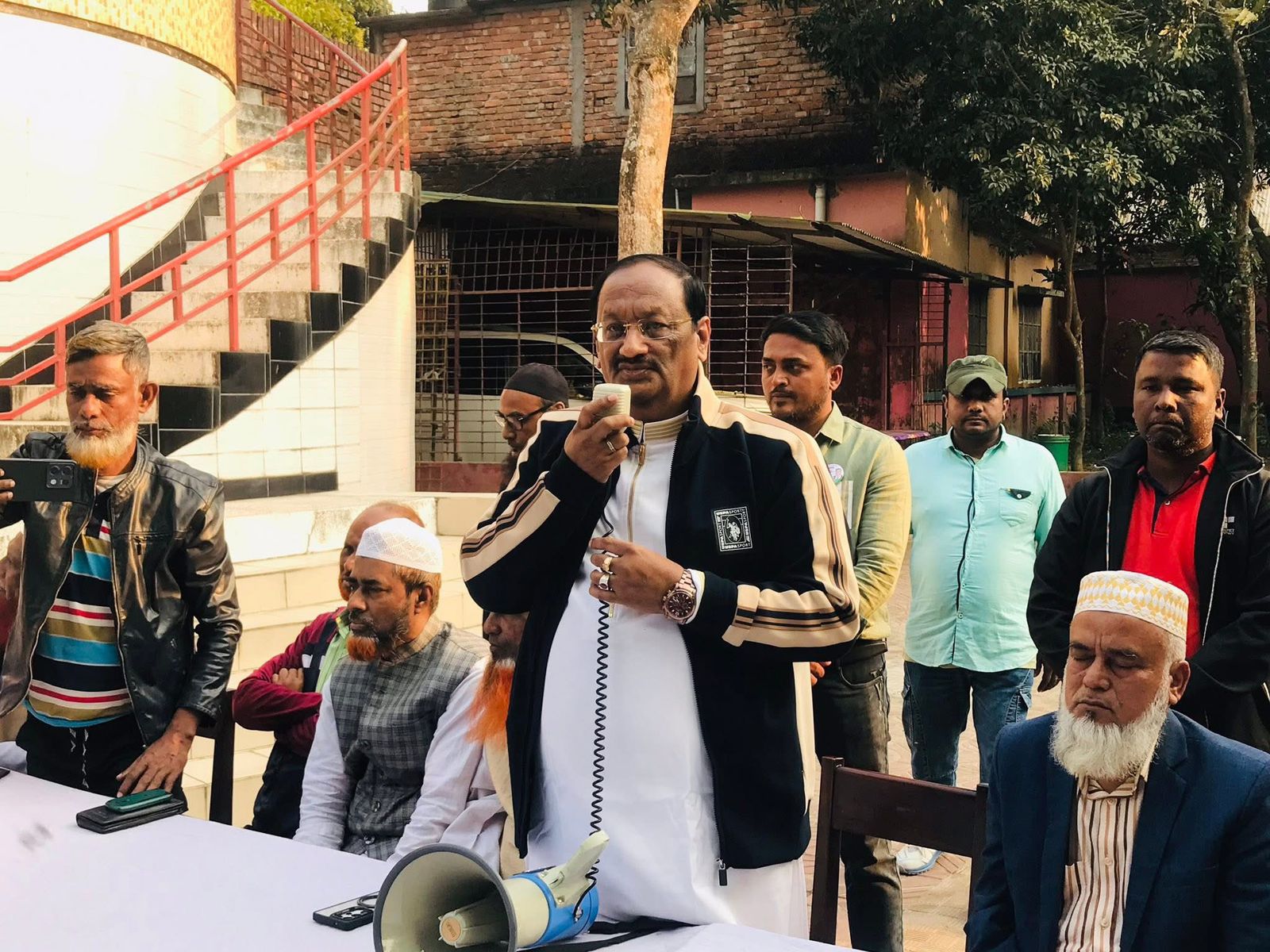 শিবপুরের সৈয়দনগরে ধানের শীষের প্রার্থীর সমর্থনে উঠান বৈঠক