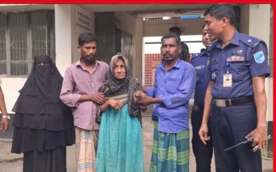 পলাশে ধানক্ষেত থেকে উদ্ধার বৃদ্ধা, পরিবারের কাছে হস্তান্তর করলো পুলিশ