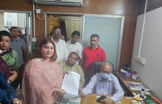 বিএনপির মহিলা সংরক্ষিত আসনের ফর্ম কিনলেন সাংবাদিক জান্নাতুল ফেরদৌস তমা